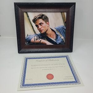 Robert Pattinson Autograph Signed Photograph 8x10 Water For Elephants W COA